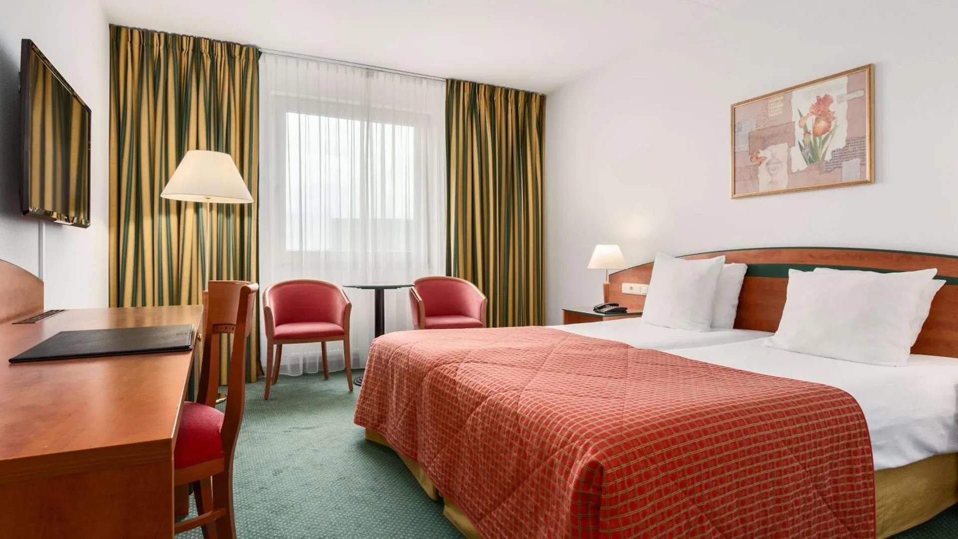 Hotel NH Maastricht