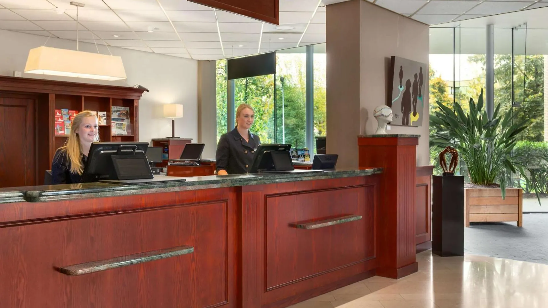 Hotel NH Maastricht 4*,